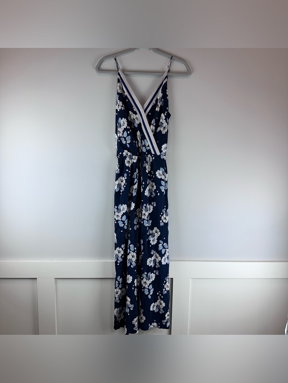 Seafolly Blue White Floral Sleeveless Splendor V-Neck Wide Leg Jumpsuit Small
